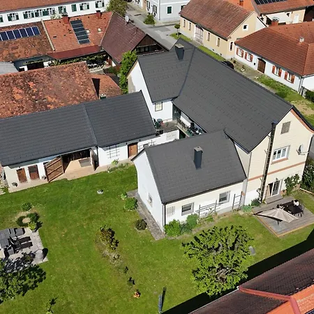 Apartment Anna Burgau